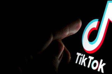 TikTok Trend Of Self-Diagnosing Mental Illness: Risks And Alternatives